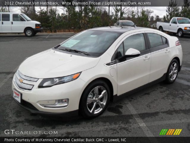 2012 Chevrolet Volt Hatchback in White Diamond Tricoat