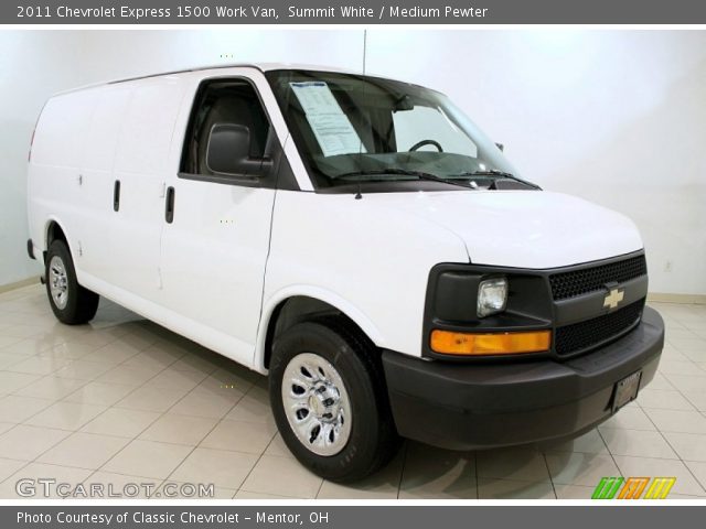 2011 Chevrolet Express 1500 Work Van in Summit White