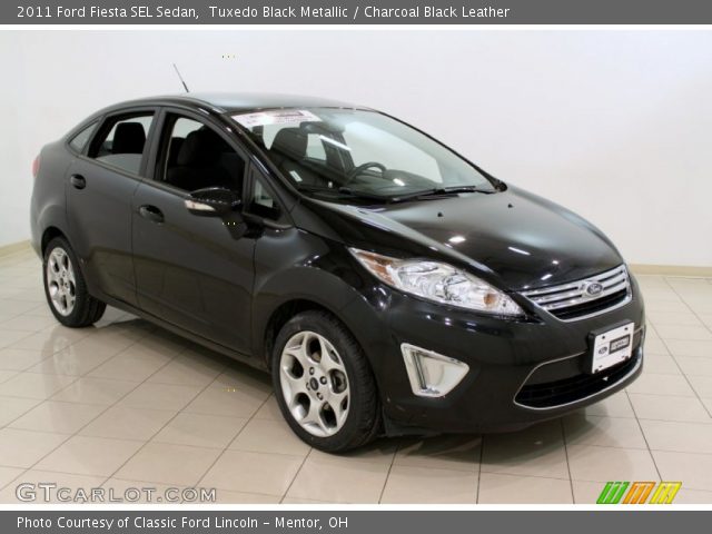 2011 Ford Fiesta SEL Sedan in Tuxedo Black Metallic