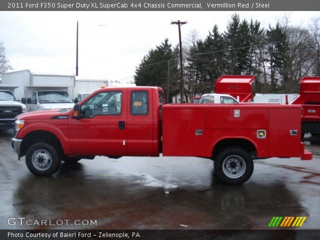 2011 Ford F350 Super Duty XL SuperCab 4x4 Chassis Commercial in Vermillion Red