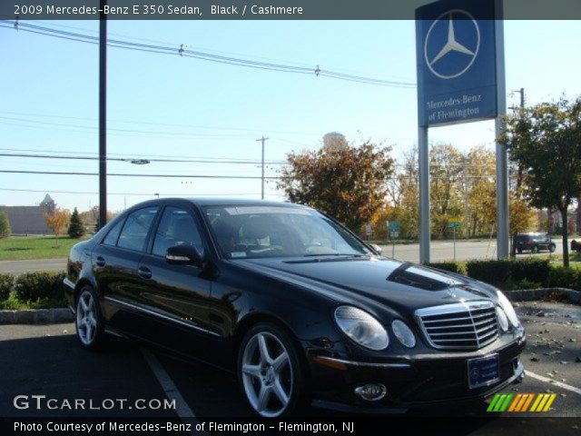 2009 Mercedes-Benz E 350 Sedan in Black