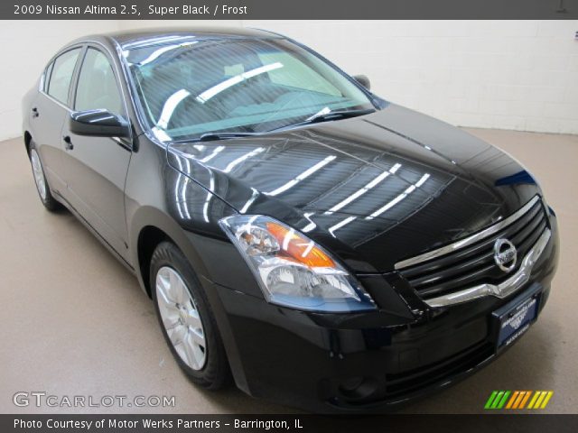 2009 Nissan Altima 2.5 in Super Black