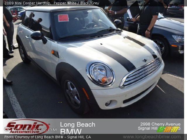 2009 Mini Cooper Hardtop in Pepper White