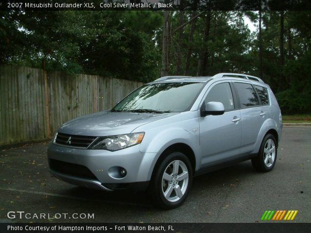 2007 Mitsubishi Outlander XLS in Cool Silver Metallic
