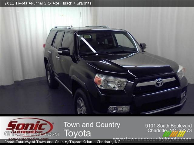 2011 Toyota 4Runner SR5 4x4 in Black