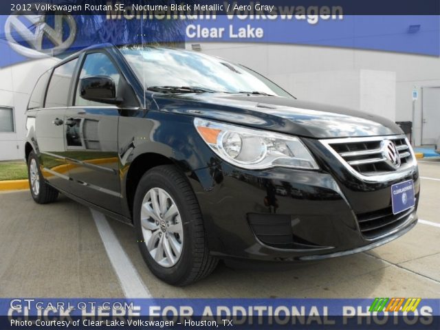 2012 Volkswagen Routan SE in Nocturne Black Metallic