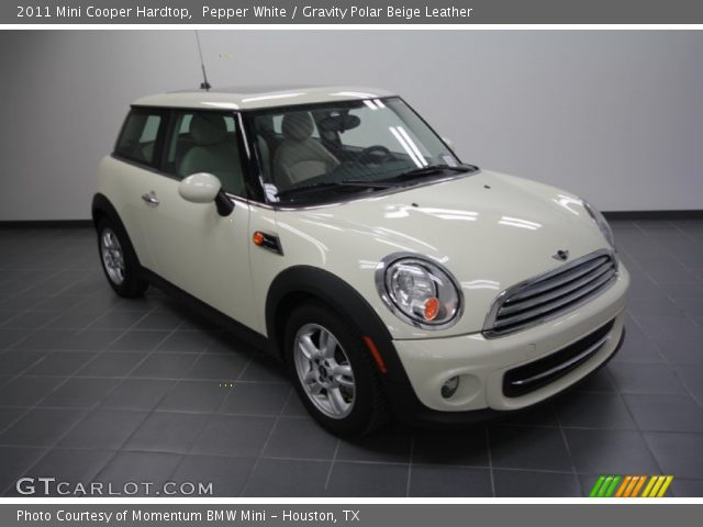 2011 Mini Cooper Hardtop in Pepper White