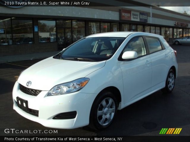 2010 Toyota Matrix 1.8 in Super White