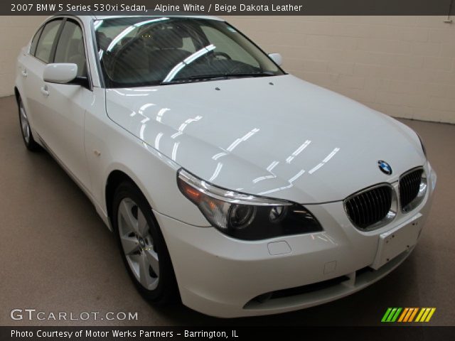 2007 BMW 5 Series 530xi Sedan in Alpine White