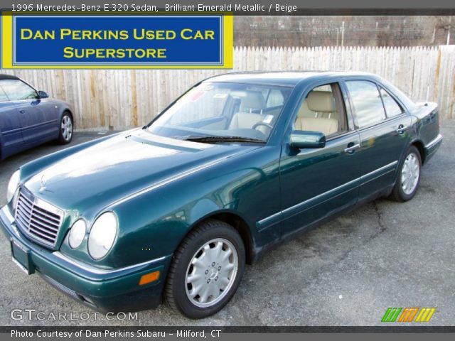 1996 Mercedes-Benz E 320 Sedan in Brilliant Emerald Metallic