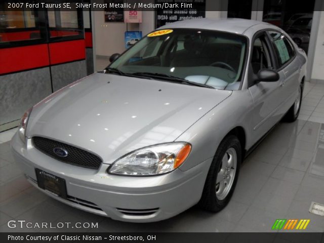 2007 Ford Taurus SE in Silver Frost Metallic