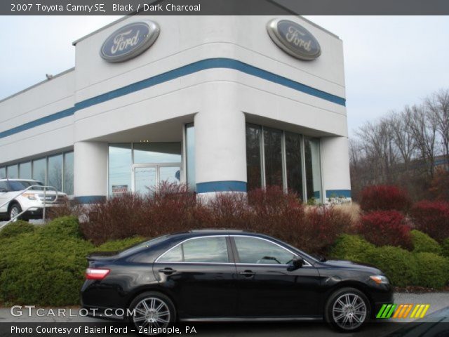 2007 Toyota Camry SE in Black