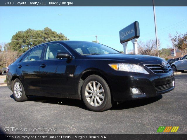 2010 Toyota Camry XLE in Black
