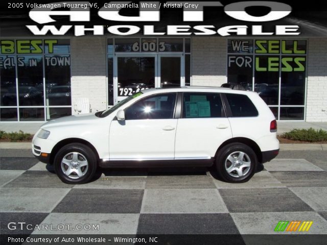 2005 Volkswagen Touareg V6 in Campanella White