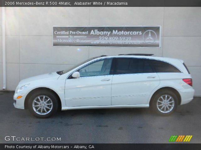 2006 Mercedes-Benz R 500 4Matic in Alabaster White