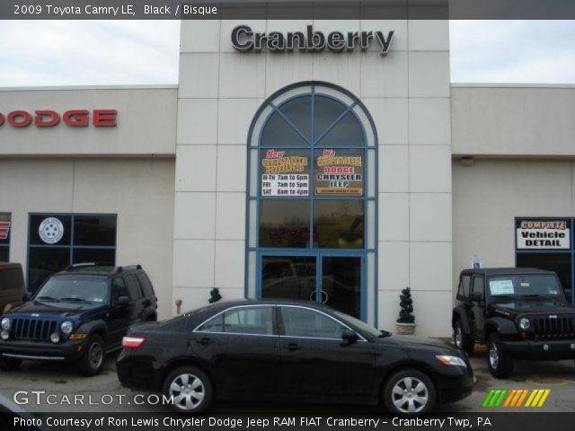 2009 Toyota Camry LE in Black