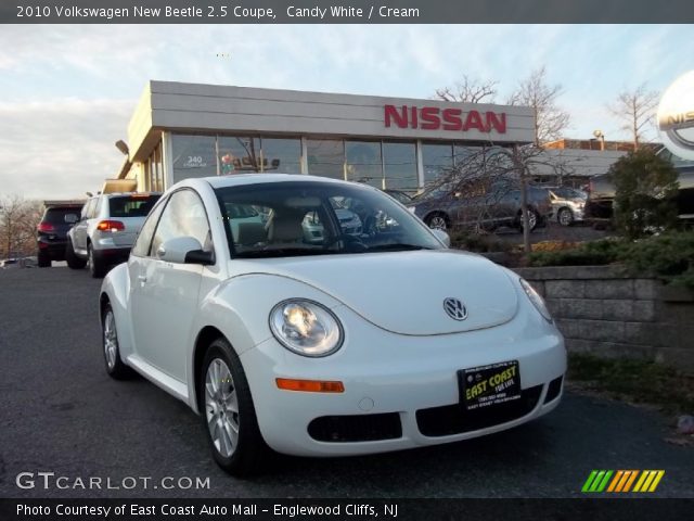 2010 Volkswagen New Beetle 2.5 Coupe in Candy White