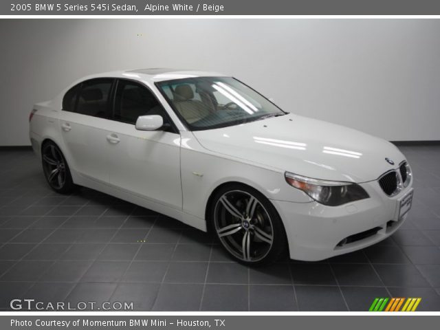 2005 BMW 5 Series 545i Sedan in Alpine White