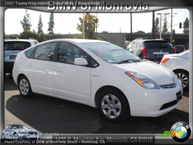 2007 Toyota Prius Hybrid in Super White