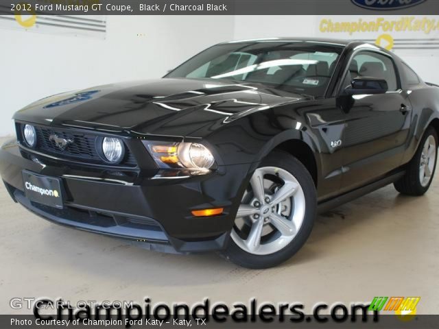 2012 Ford Mustang GT Coupe in Black