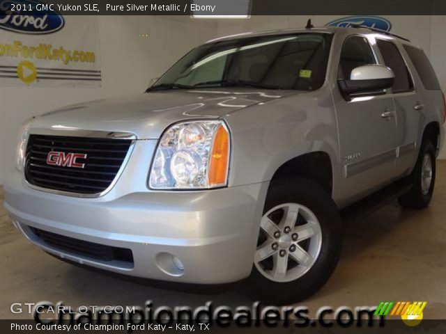 2011 GMC Yukon SLE in Pure Silver Metallic