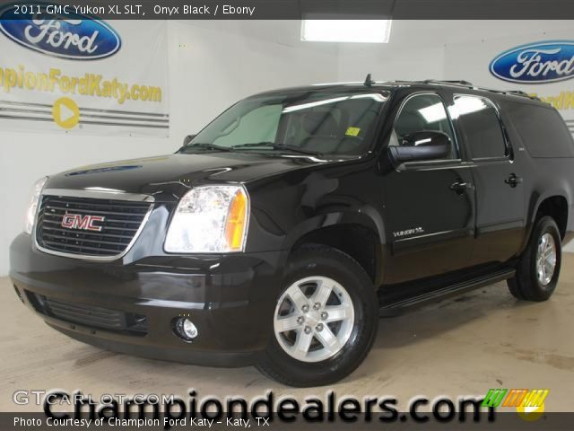 2011 GMC Yukon XL SLT in Onyx Black