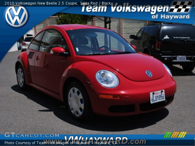 2010 Volkswagen New Beetle 2.5 Coupe in Salsa Red