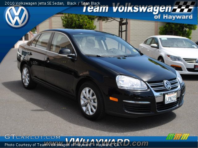 2010 Volkswagen Jetta SE Sedan in Black