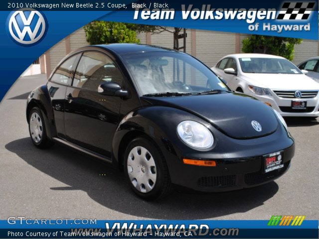 2010 Volkswagen New Beetle 2.5 Coupe in Black