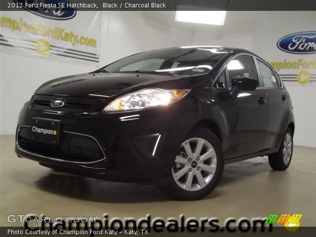 2012 Ford Fiesta SE Hatchback in Black