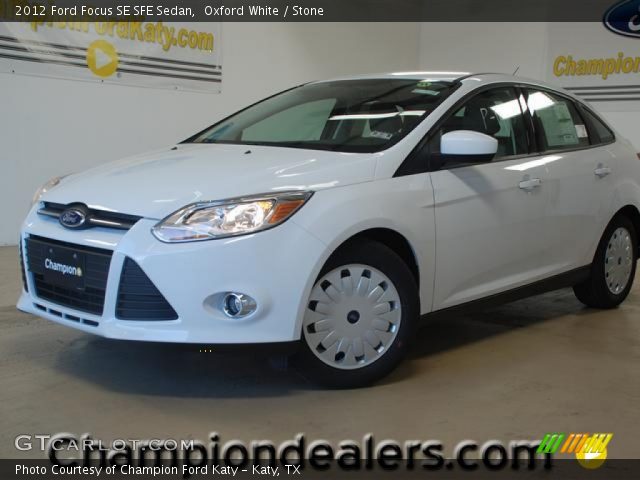 2012 Ford Focus SE SFE Sedan in Oxford White