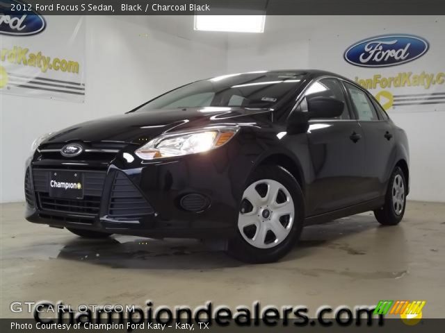 2012 Ford Focus S Sedan in Black