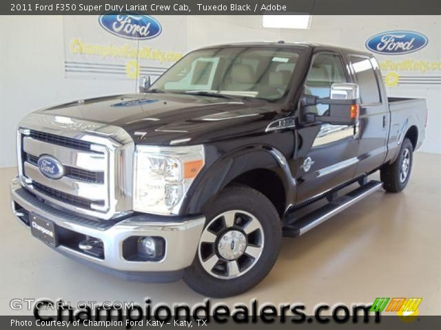 2011 Ford F350 Super Duty Lariat Crew Cab in Tuxedo Black