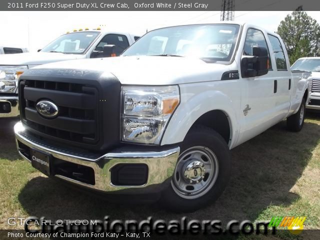 2011 Ford F250 Super Duty XL Crew Cab in Oxford White