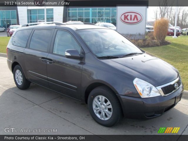 2012 Kia Sedona LX in Platinum