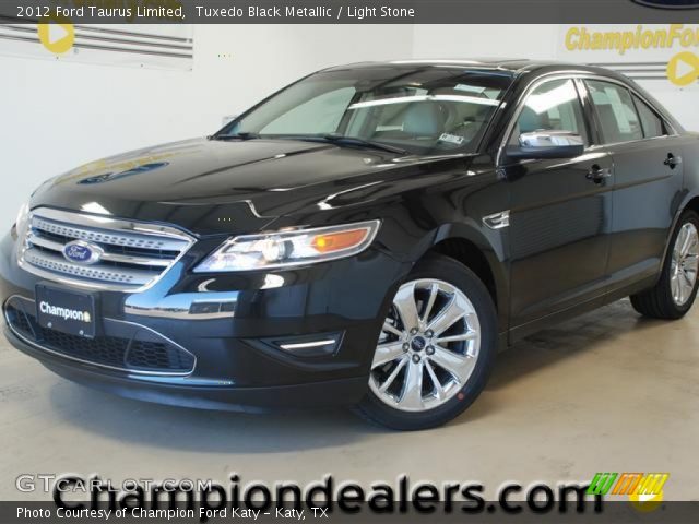2012 Ford Taurus Limited in Tuxedo Black Metallic