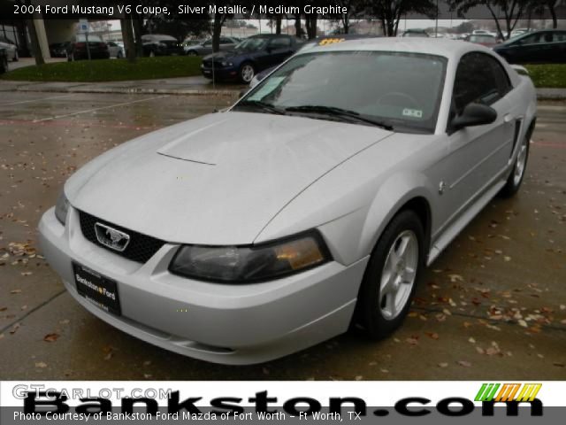 2004 Ford Mustang V6 Coupe in Silver Metallic