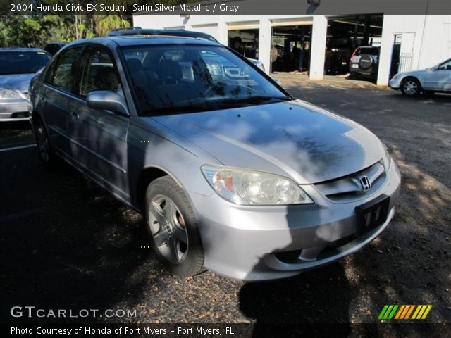 2004 Honda Civic EX Sedan in Satin Silver Metallic