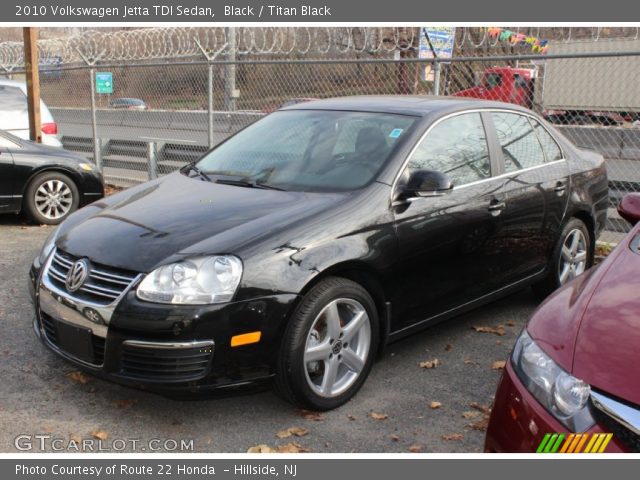 2010 Volkswagen Jetta TDI Sedan in Black