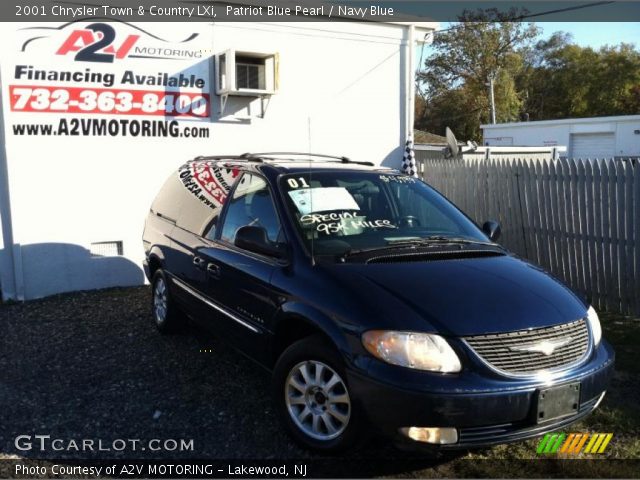 2001 Chrysler Town & Country LXi in Patriot Blue Pearl