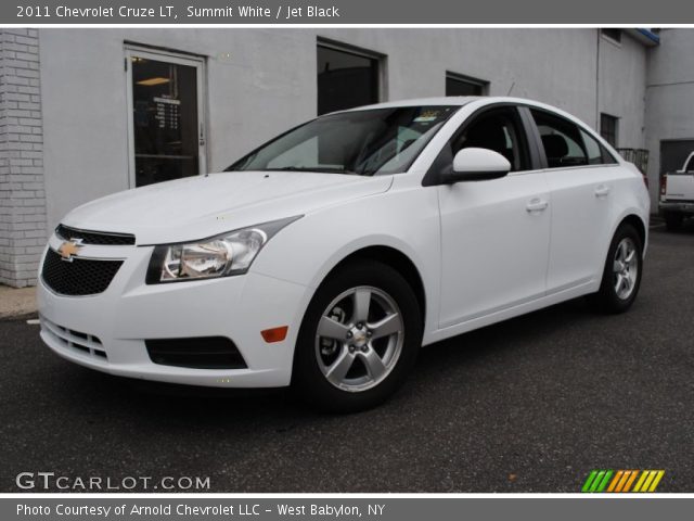 2011 Chevrolet Cruze LT in Summit White