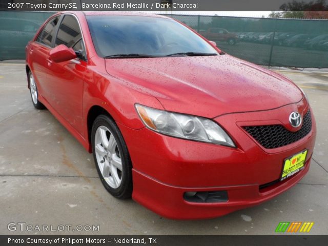 2007 Toyota Camry SE in Barcelona Red Metallic