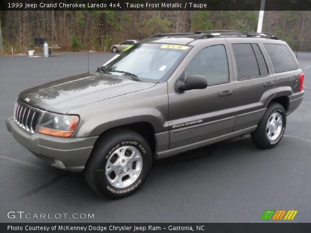 1999 Jeep Grand Cherokee Laredo 4x4 in Taupe Frost Metallic