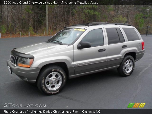 2000 Jeep Grand Cherokee Laredo 4x4 in Silverstone Metallic