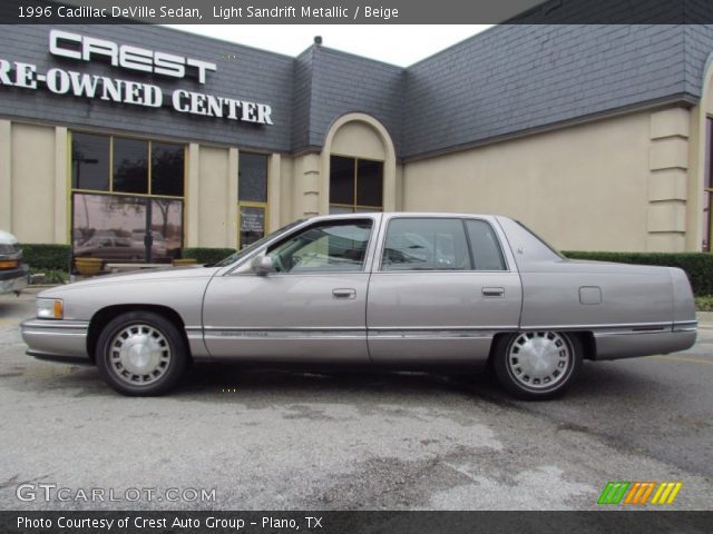 1996 Cadillac DeVille Sedan in Light Sandrift Metallic
