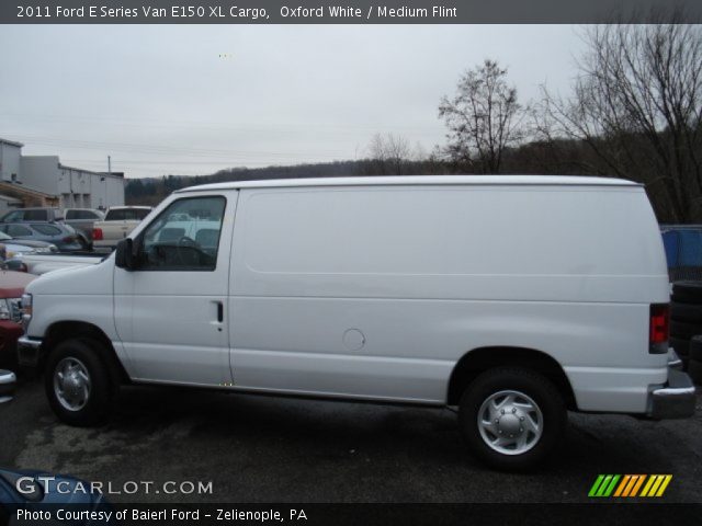 2011 Ford E Series Van E150 XL Cargo in Oxford White