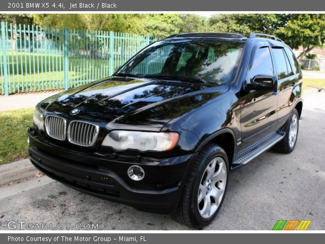 2001 BMW X5 4.4i in Jet Black