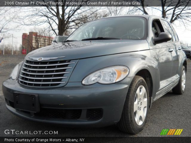 2006 Chrysler PT Cruiser Touring in Magnesium Green Pearl