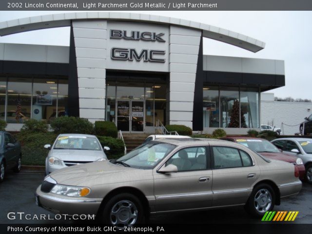 2002 Lincoln Continental  in Light Parchment Gold Metallic