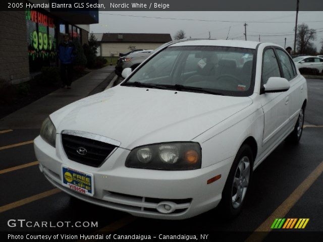 2005 Hyundai Elantra GLS Sedan in Nordic White
